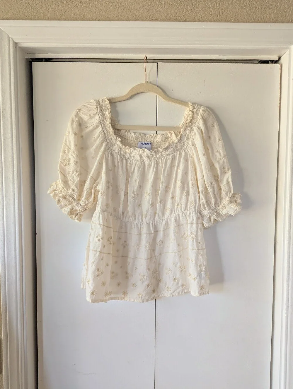 Old Navy Cream Embroidered Blouse - Picture 2 of 5